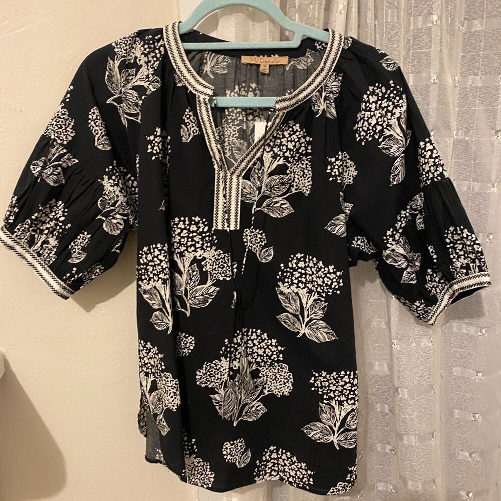My Danielle Black/White Boho Top
